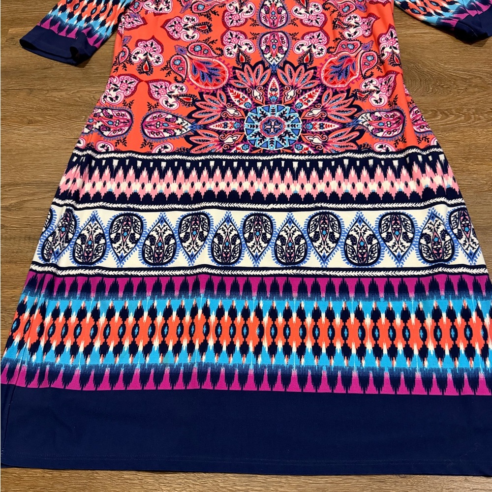 Eliza J Paisley Printed Shift Dress in Vibrant Colors - Picture 3 of 9